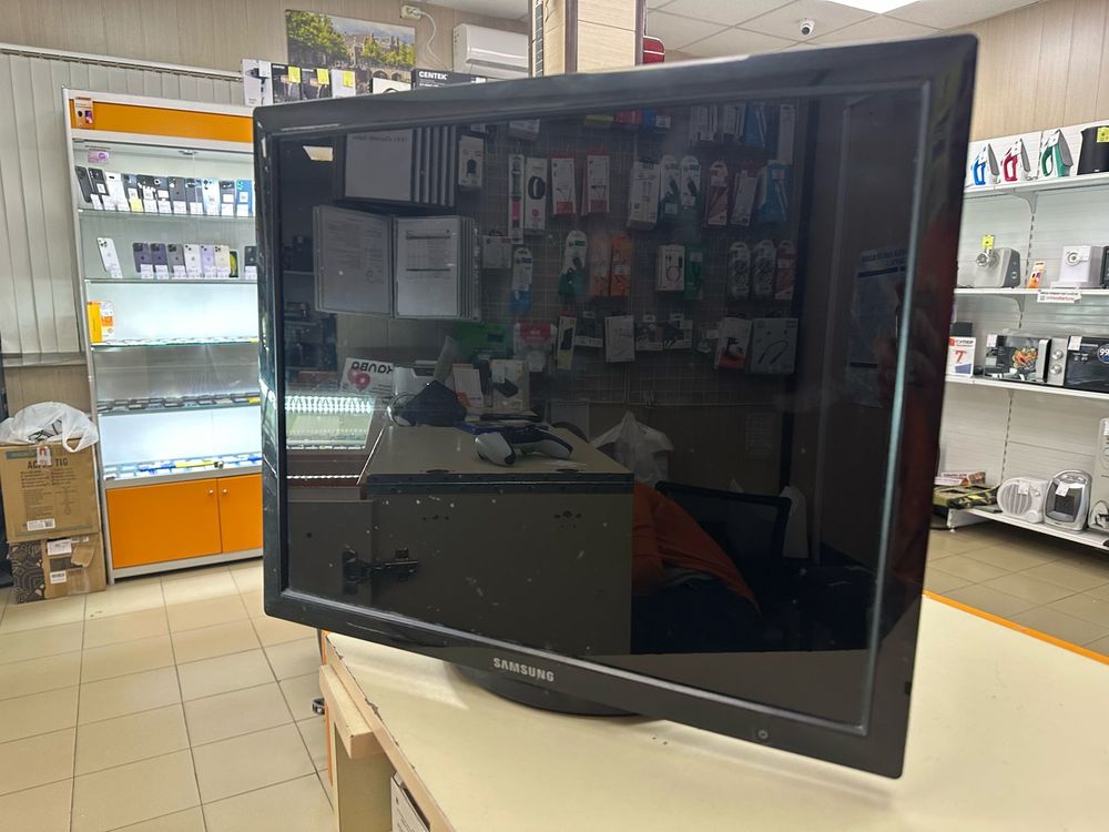 Монитор Samsung 960BG