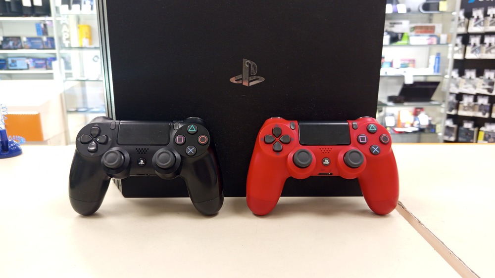 Игровая приставка PlayStation 4 Pro 1Tb