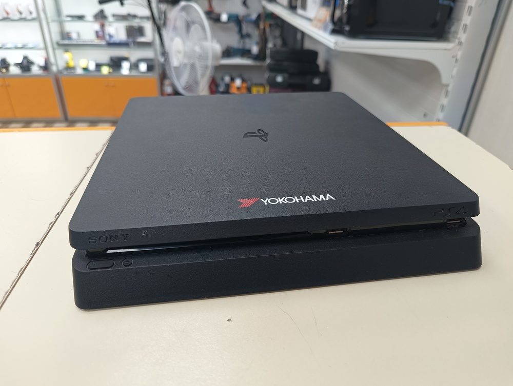 Игровая приставка PlayStation 4 Slim 1Tb