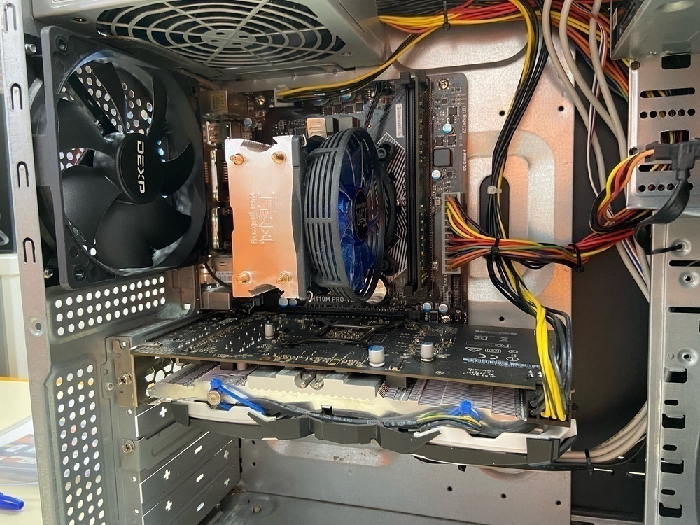 Системный блок Deepcool; Core i5-6600, Radeon RX 570, 16 Гб, 120 Гб, Нет