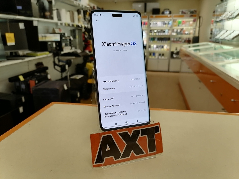 Смартфон Xiaomi 13 lite 8/256
