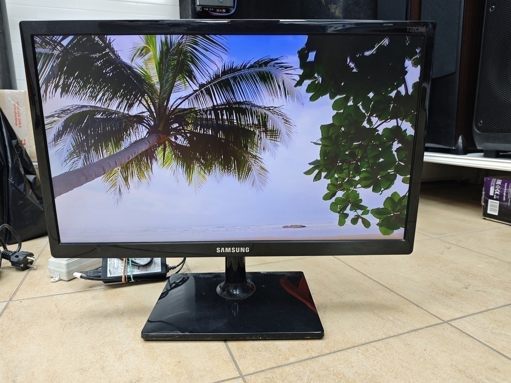 LED Телевизор Samsung LT22C350EX