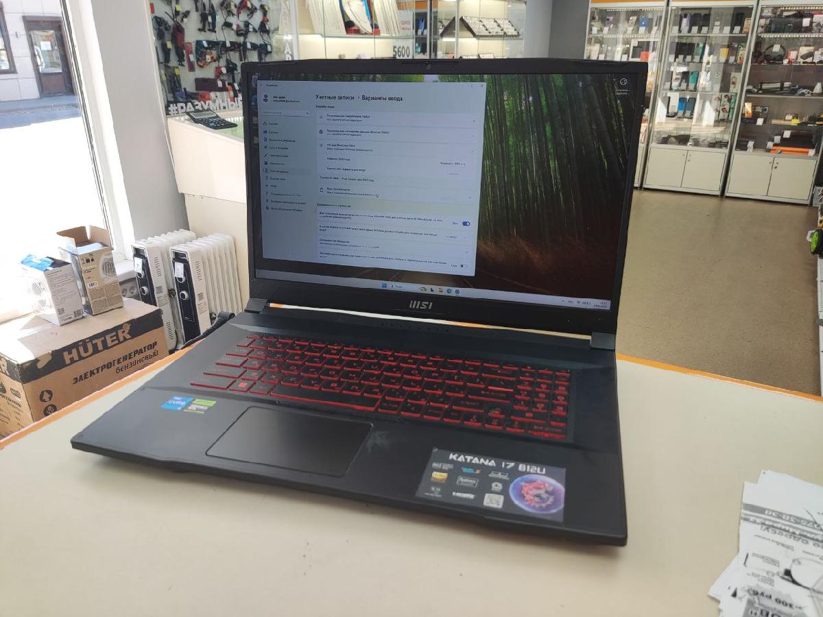 Ноутбук MSI Katana 17 B12U; Core I5-12450H, GeForce RTX 3050, 16 Гб, 512 GB, Нет
