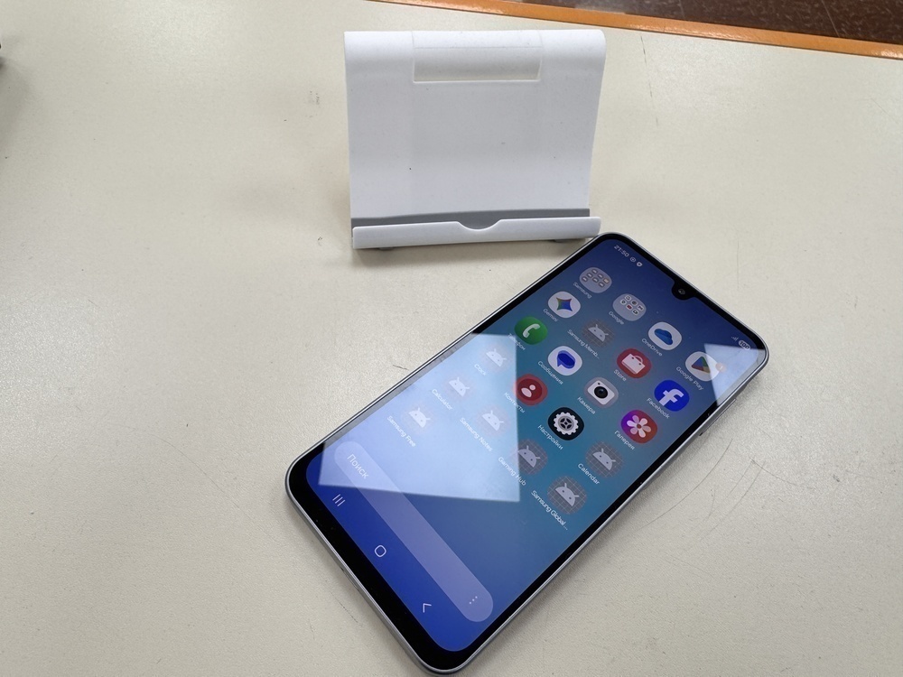 Смартфон Samsung Galaxy A17 4/128