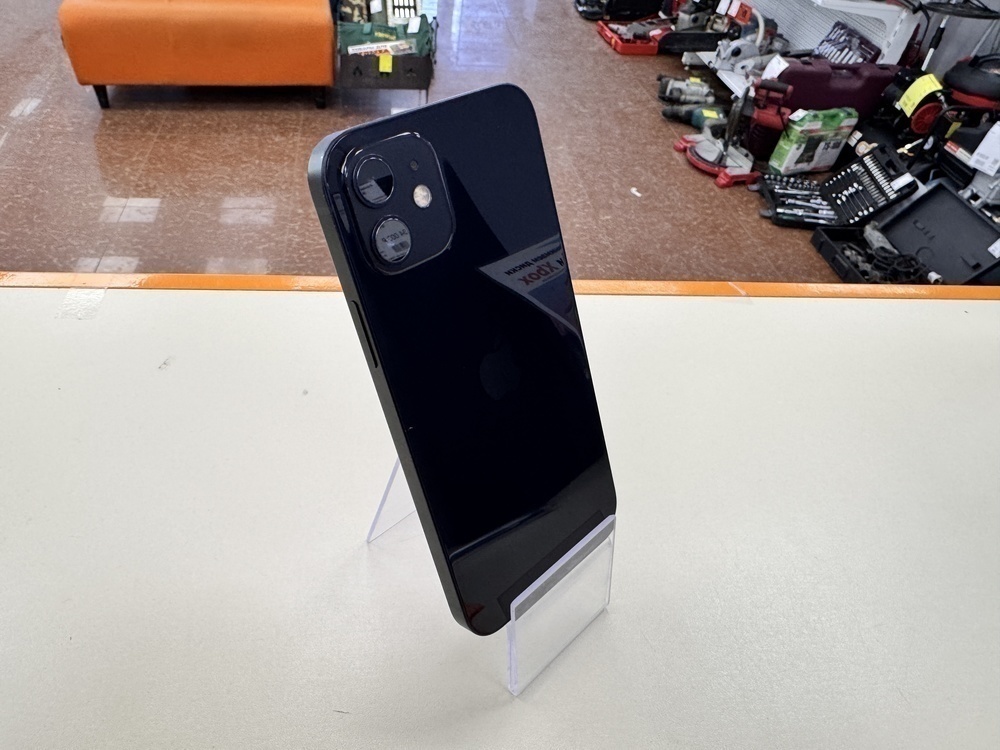 Смартфон Apple iPhone 12 64Gb