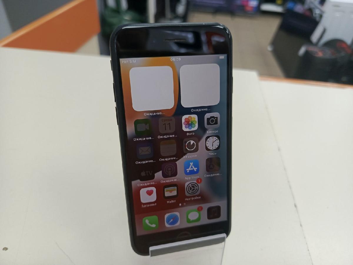 Смартфон Apple iPhone 7 32Gb