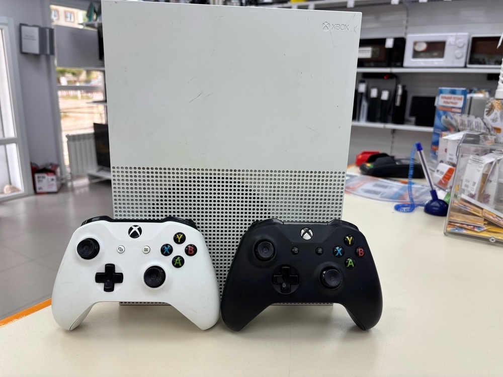 Игровая приставка Xbox One S 1TB