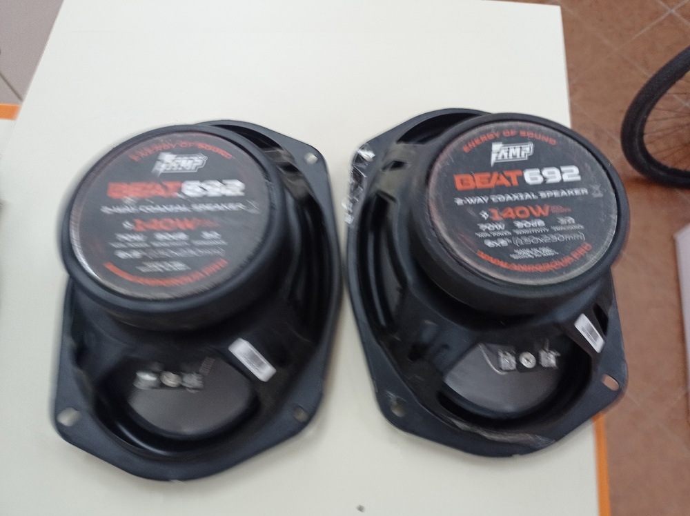 Автоакустика передняя AMP Beat 692