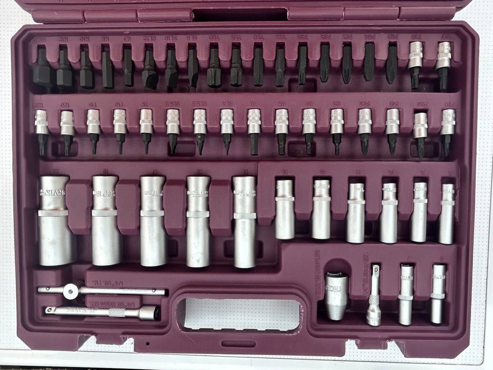 Набор инструментов Thorvik TS108 универсальный 1/4, 1/2 DR