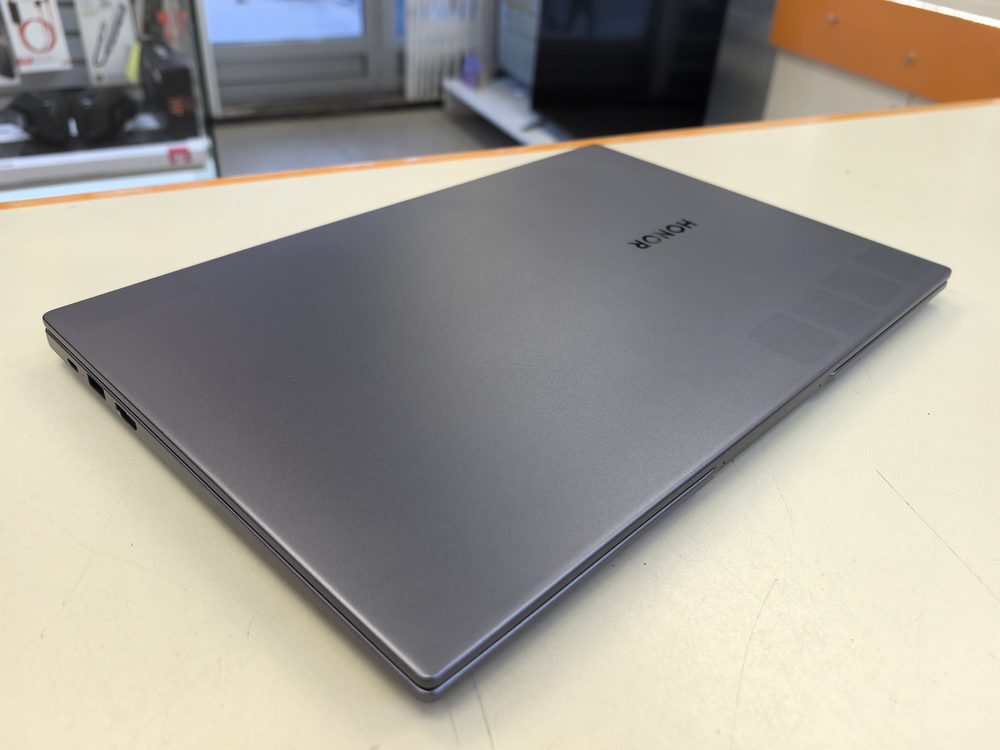 Ноутбук Honor NDR14; Core i5-1135G7, Intel iris XE Graphics, 8 Гб, 512 GB, Нет