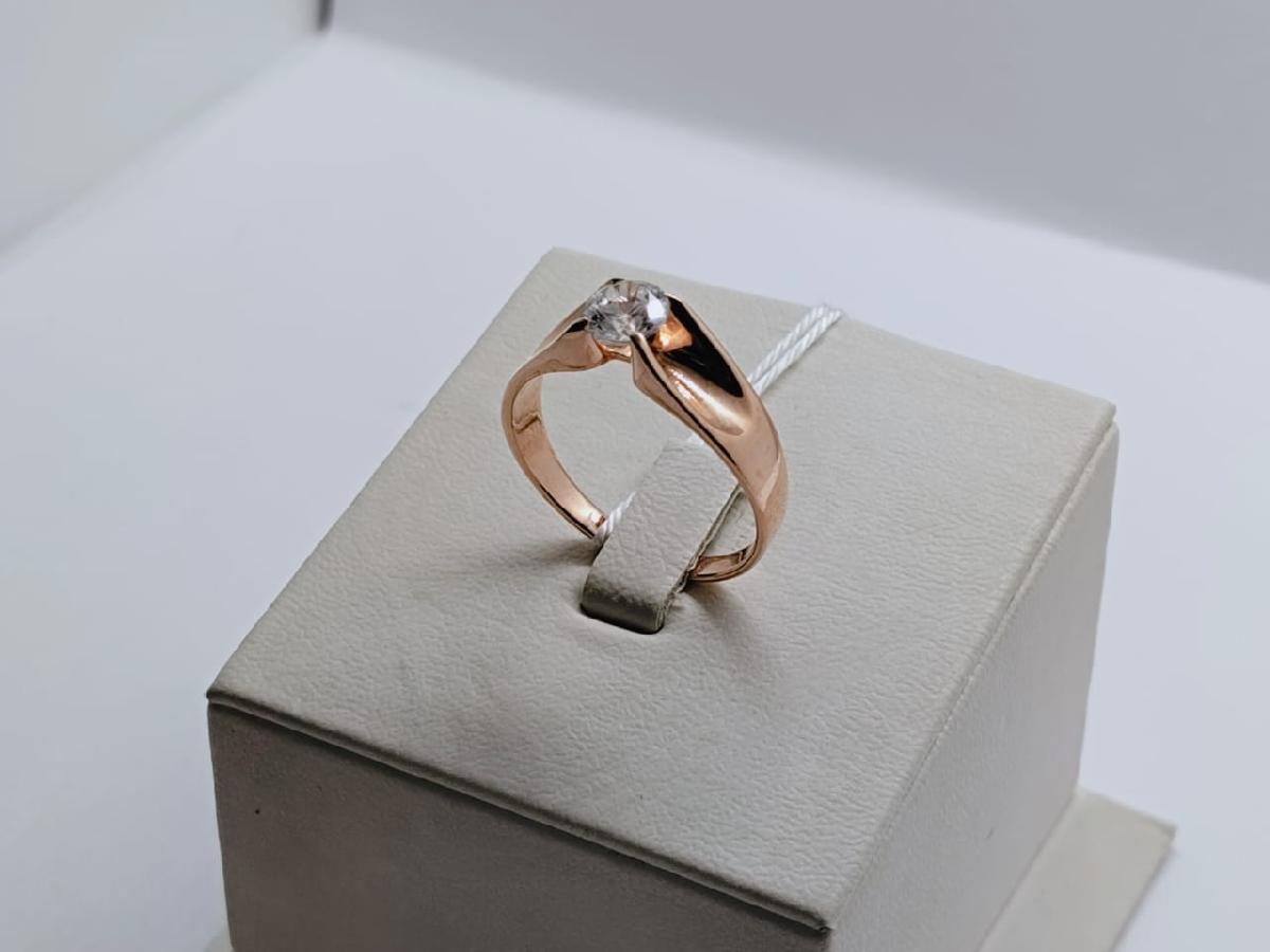 КОЛКМ585 КОЛЬЦО С КАМНЕМ (Au 585)