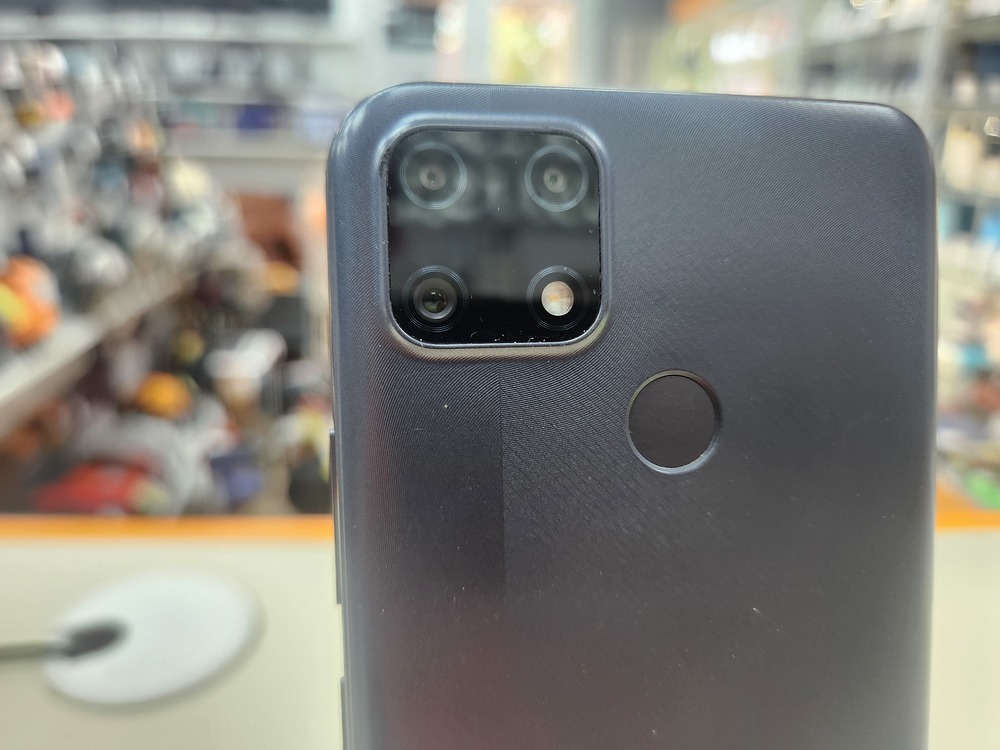 Смартфон Realme C25S 4/64