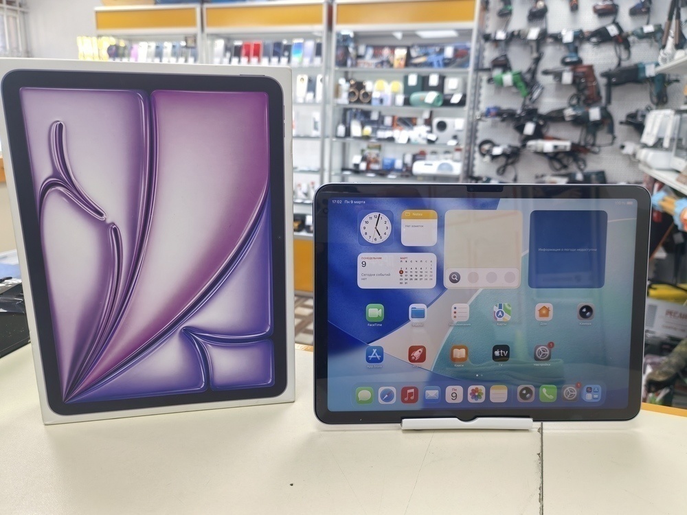 Планшет Apple iPad Air 128ГБ (13 дюймов, M3), 2025 (A3268 Wi-Fi)