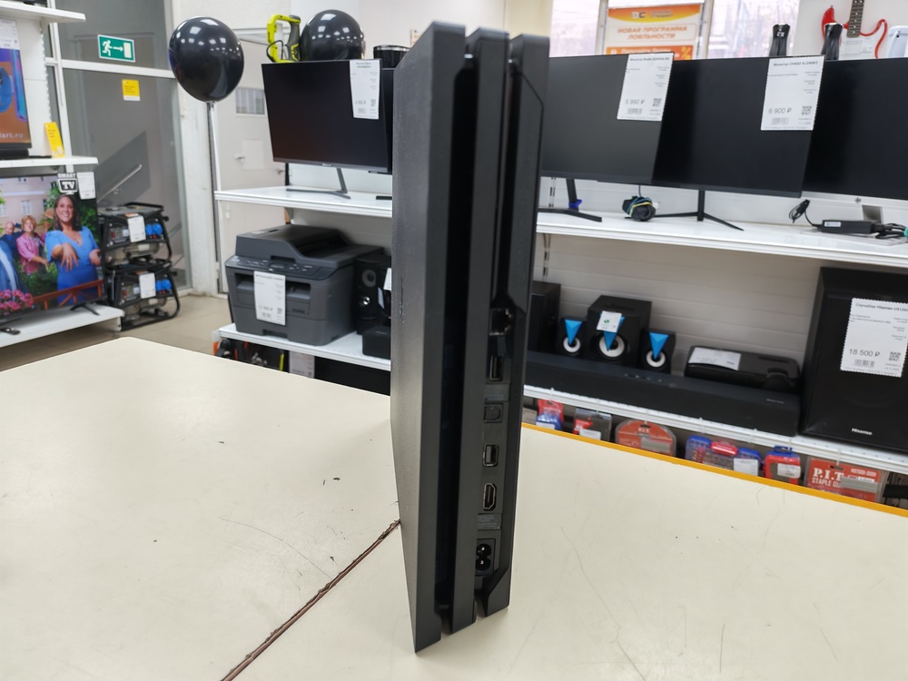 Игровая приставка PlayStation 4 Pro 1Tb