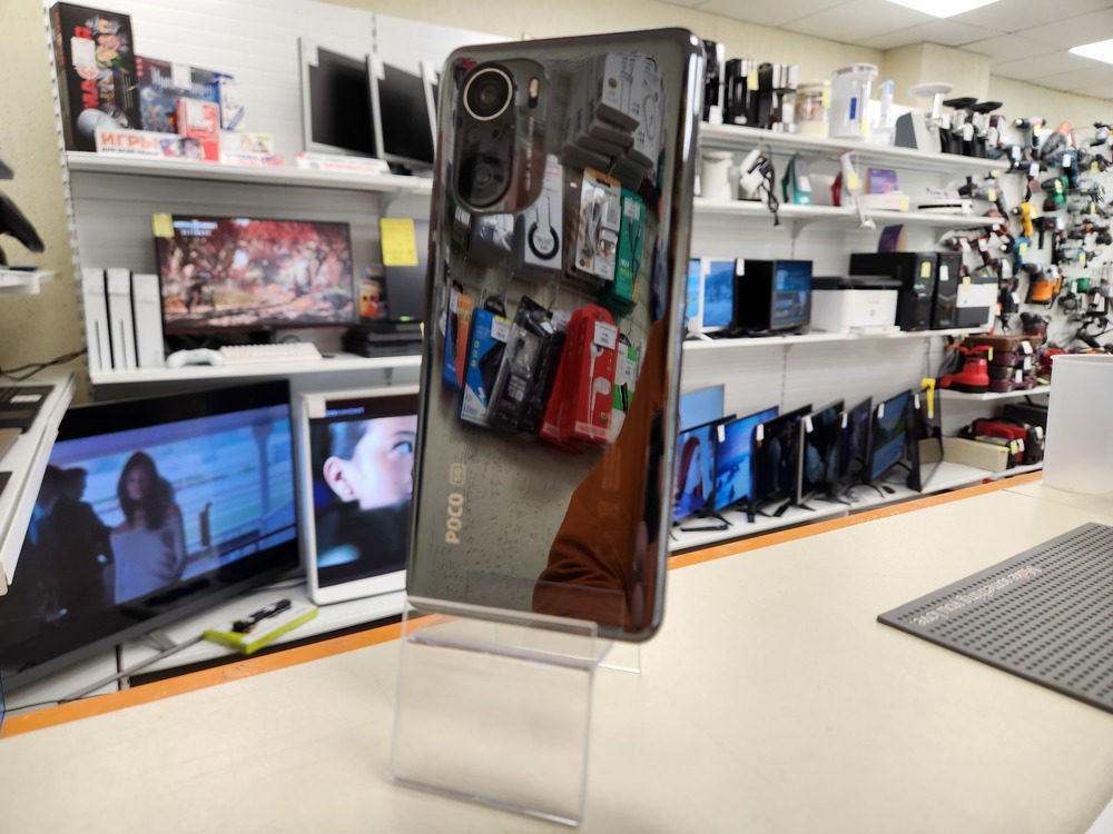Смартфон Xiaomi Poco F3 8/256