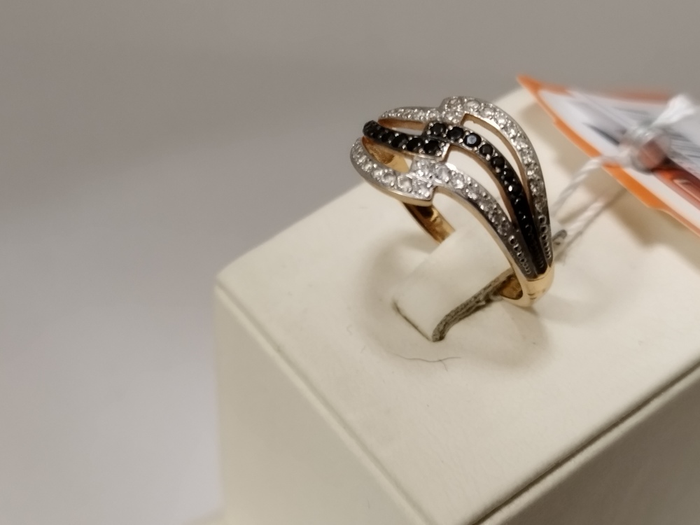 КОЛЬЦО С КАМНЯМИ (Au 585)