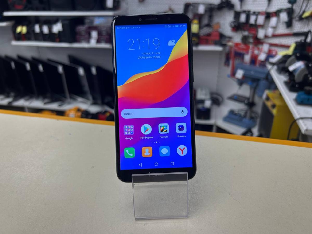Смартфон Honor 7C 3/32