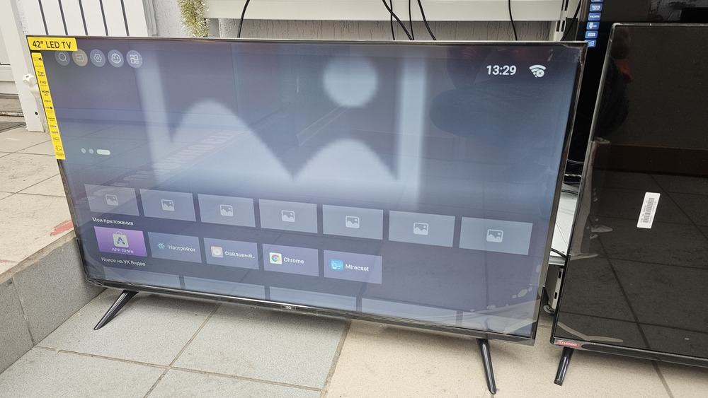 LED Телевизор BQ 42FS01B