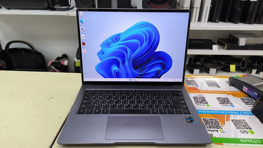 Ноутбук Huawei; I7-11370H, Iris(R) Xe Graphics, 16 Гб, 1 Tb, Нет