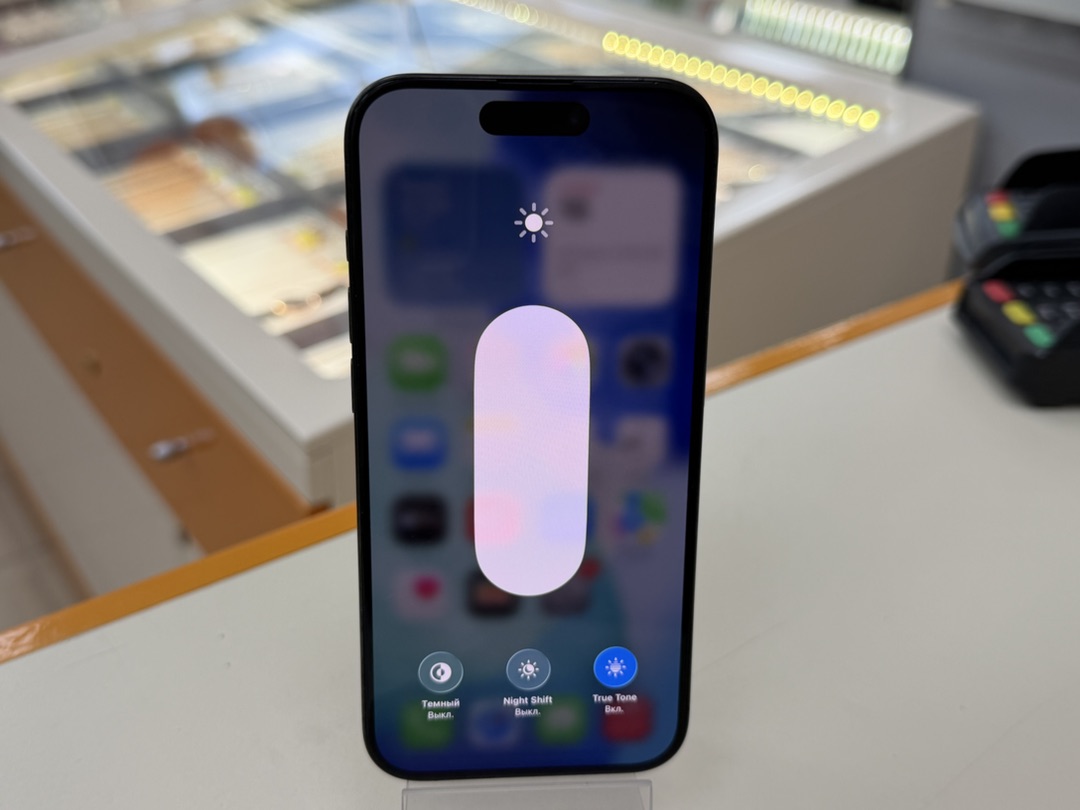 Смартфон Apple Iphone 15 Pro 128Gb eSIM
