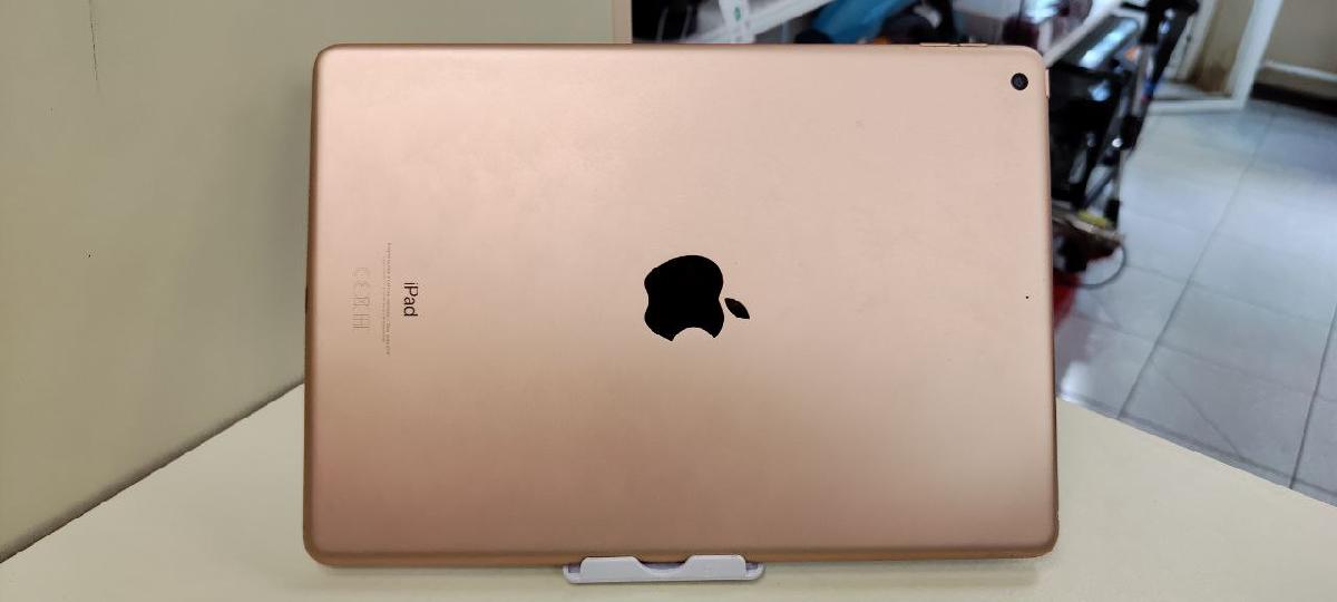 Планшет Apple IPad 7 128 ГБ A2197 (Wi-Fi)