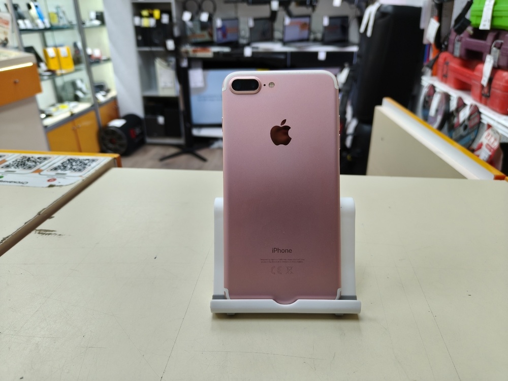 Смартфон Apple iPhone 7 Plus 32Gb