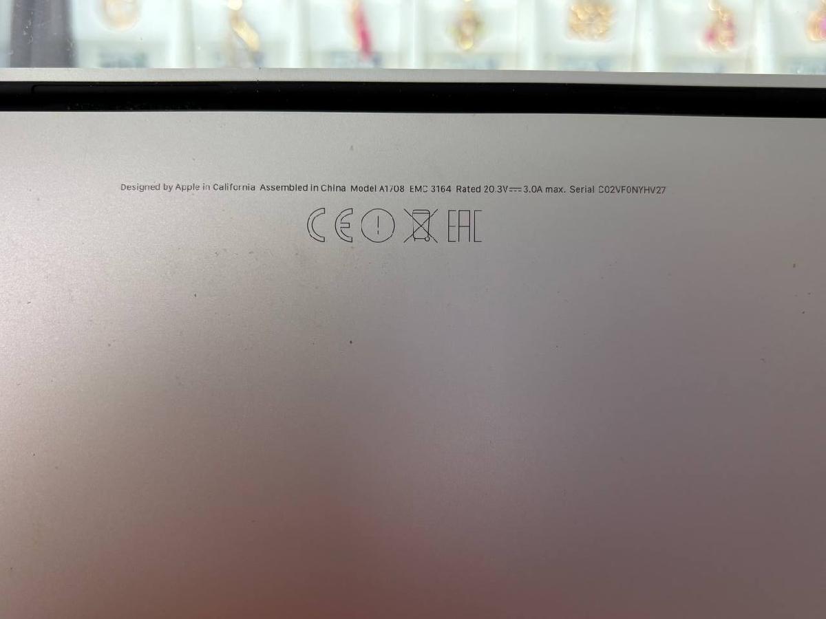 Ноутбук Apple MacBook Pro 13 (A1708)