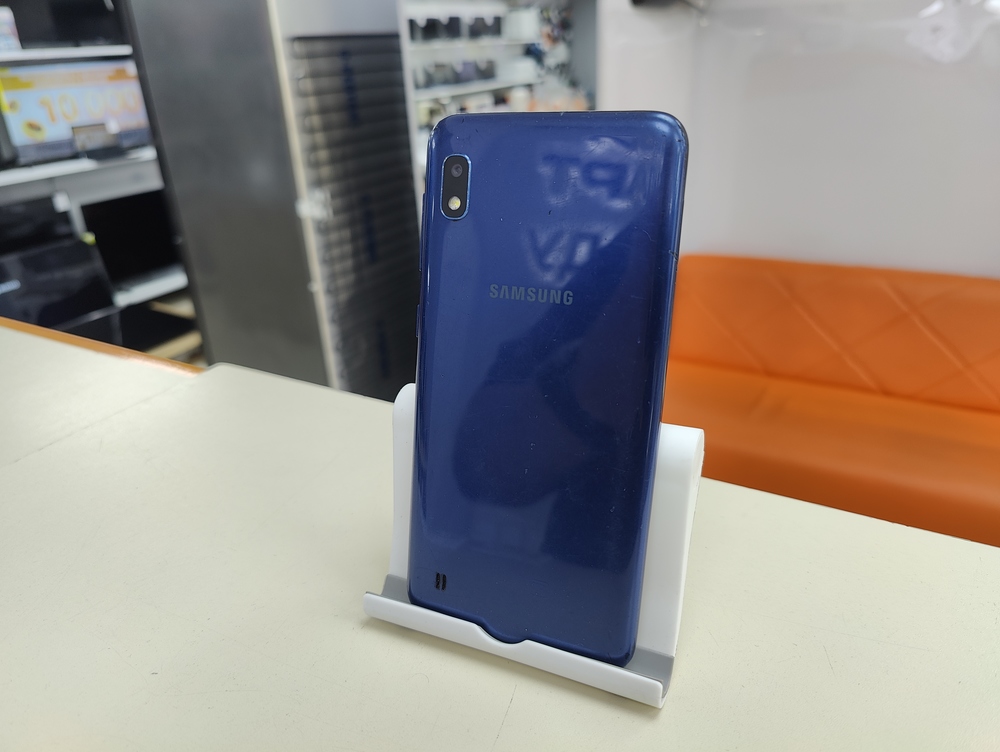 Смартфон Samsung Galaxy A10 2/32