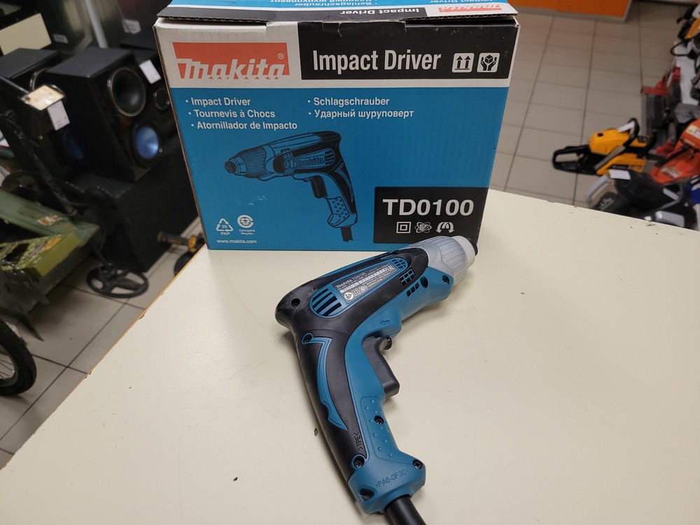 Шуруповерт Makita TD0100