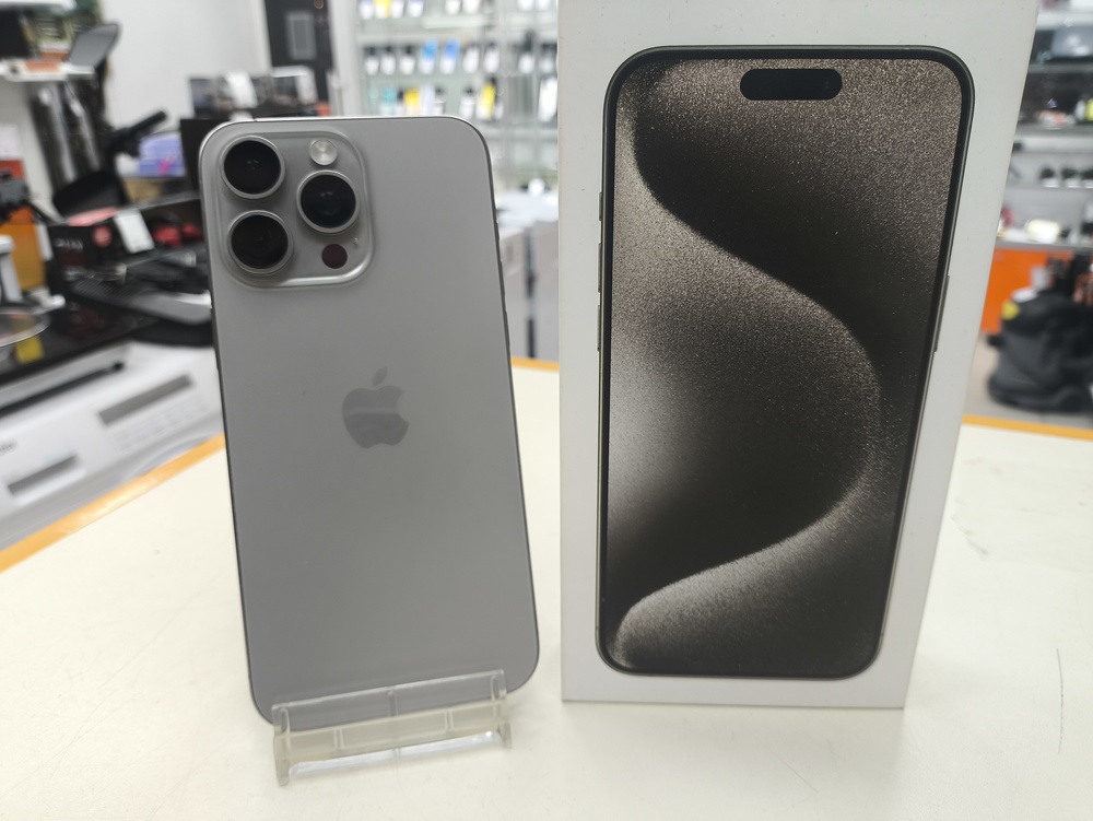 Смартфон Apple iPhone 15 Pro Max 256Gb
