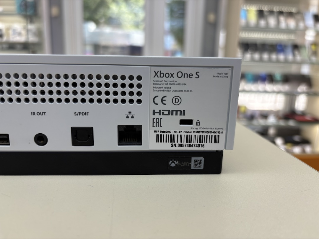 Игровая приставка Xbox One S 500Gb