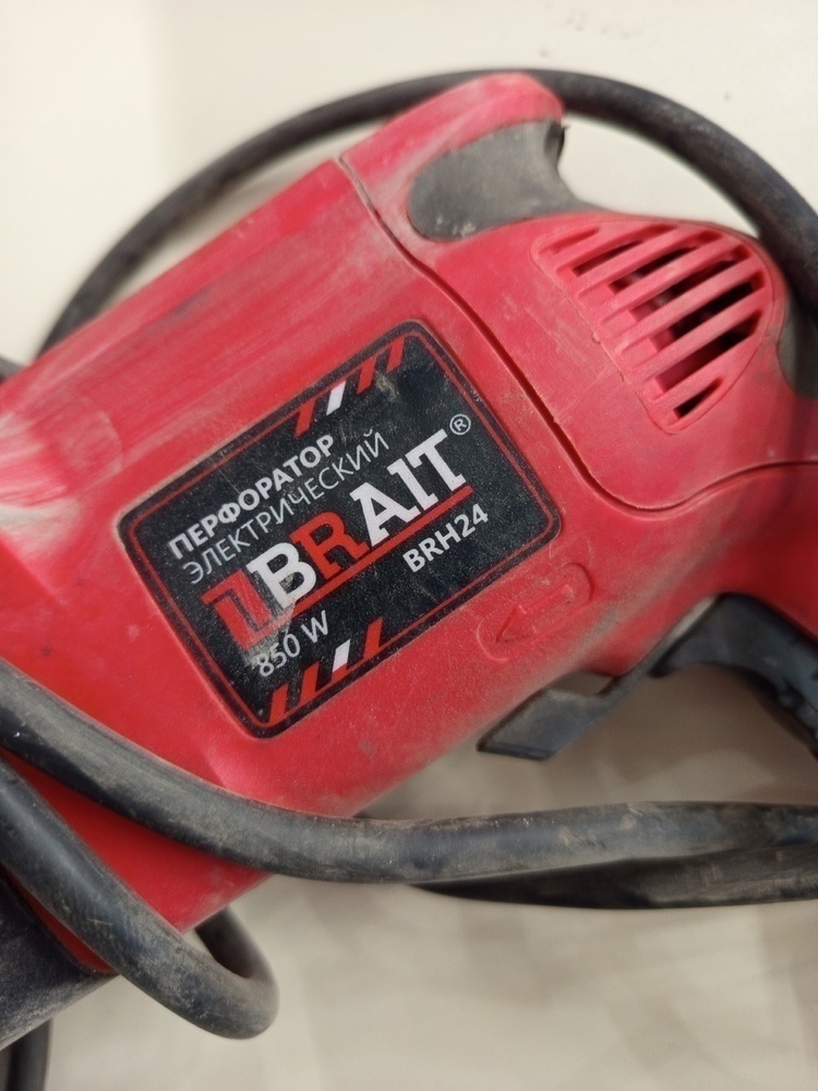 Перфоратор Brait BRH 24;