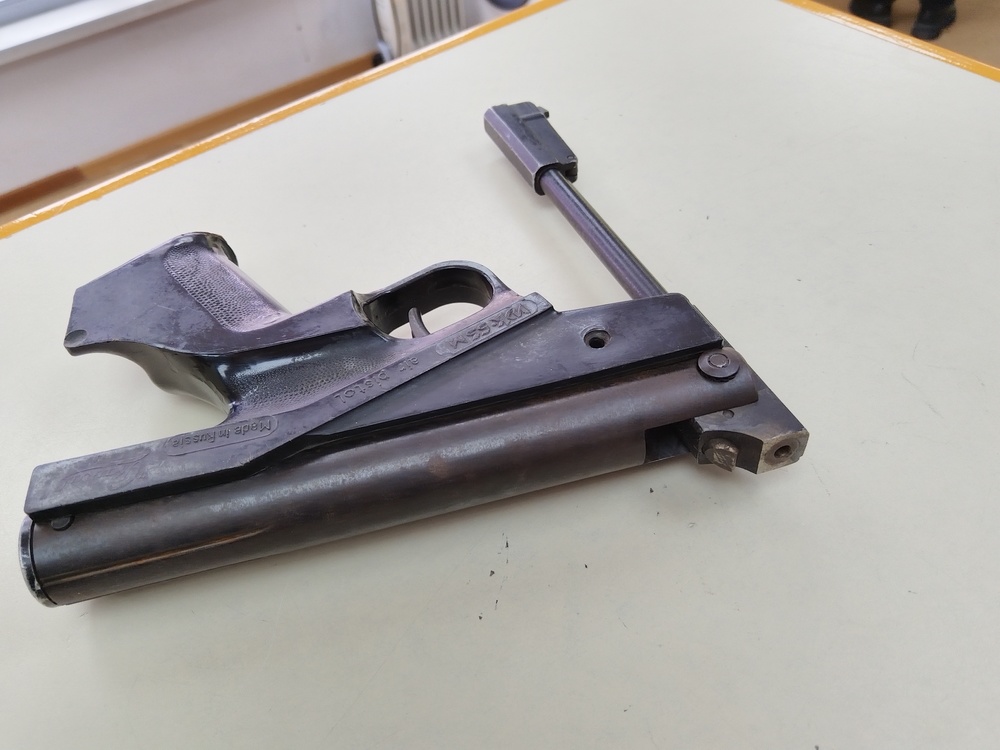 Пистолет пневматический ИЖ 53М