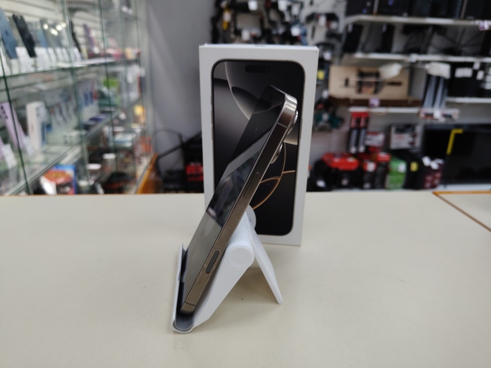 Смартфон Apple Iphone 16 Pro Max 256Gb