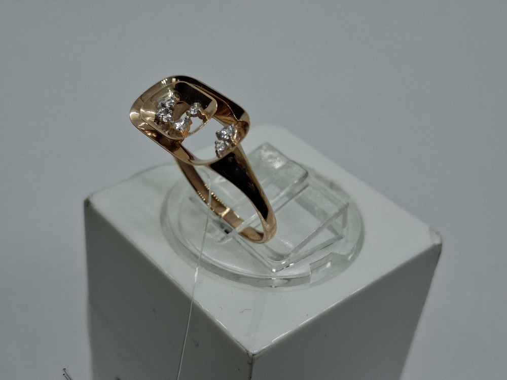 КОЛЬЦО С КАМНЯМИ (Au 585)