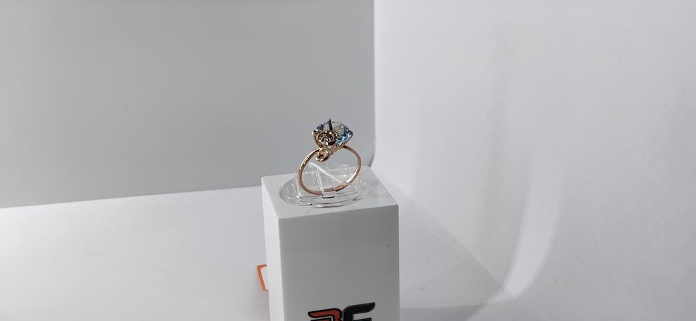 КОЛЬЦО С КАМНЯМИ (Au 585)