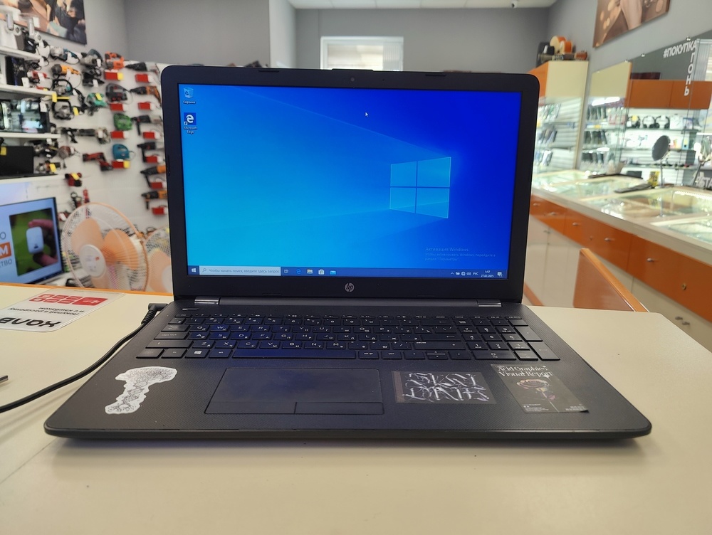 Ноутбук HP; A4-9120, Radeon R3 series, 8 Гб, Нет, 500 Гб