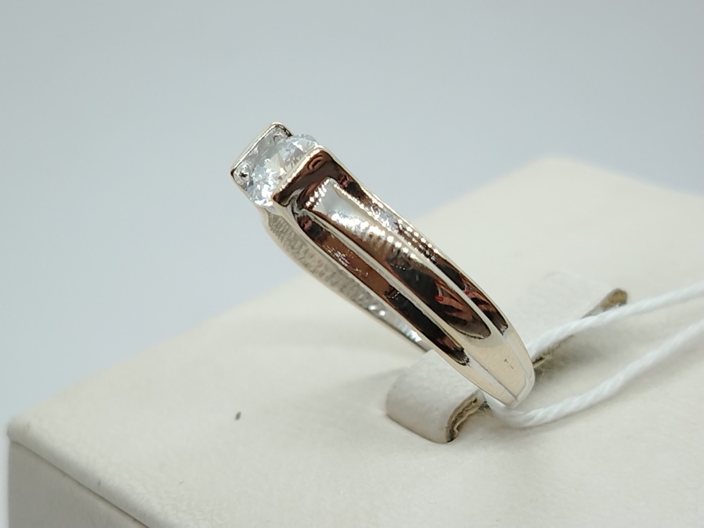 КОЛЬЦО С КАМНЕМ (Au 585)