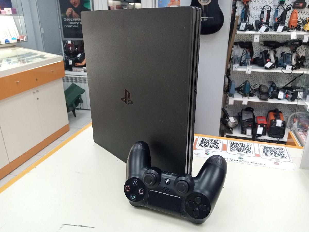 Игровая приставка PlayStation 4 Pro 1Tb