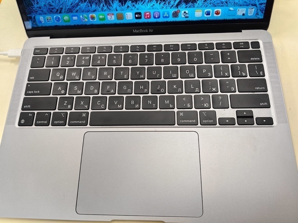Ноутбук Apple Macbook Air 13 2020 M1 8/256