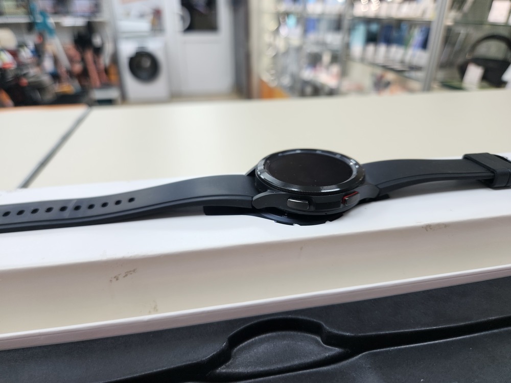 Смарт-часы Samsung Watch 4 Classic 46mm