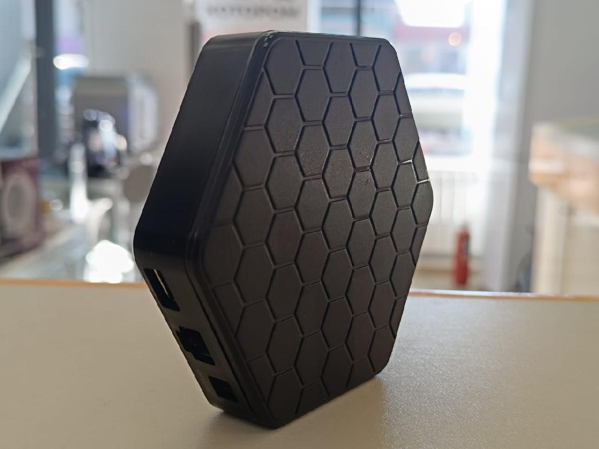 Smart-TV приставка IconBit Movie 2100