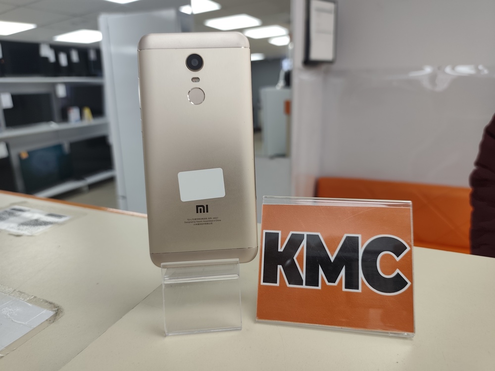 Смартфон Xiaomi Redmi 5 Plus 4/64