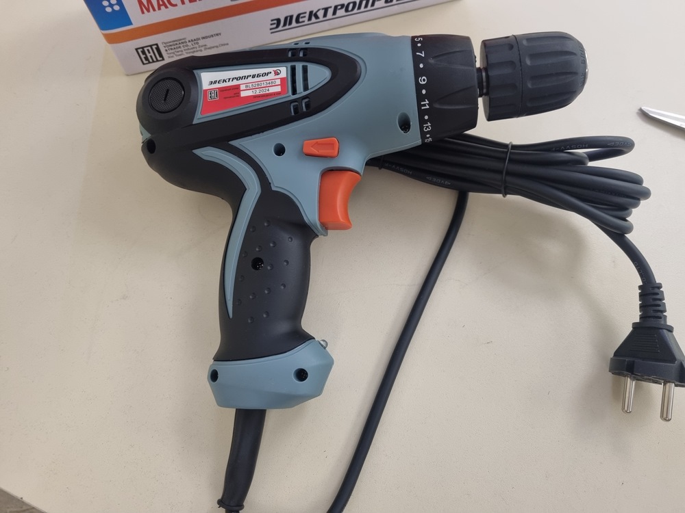 Шуруповерт Электроприбор ДШ-700ДМ