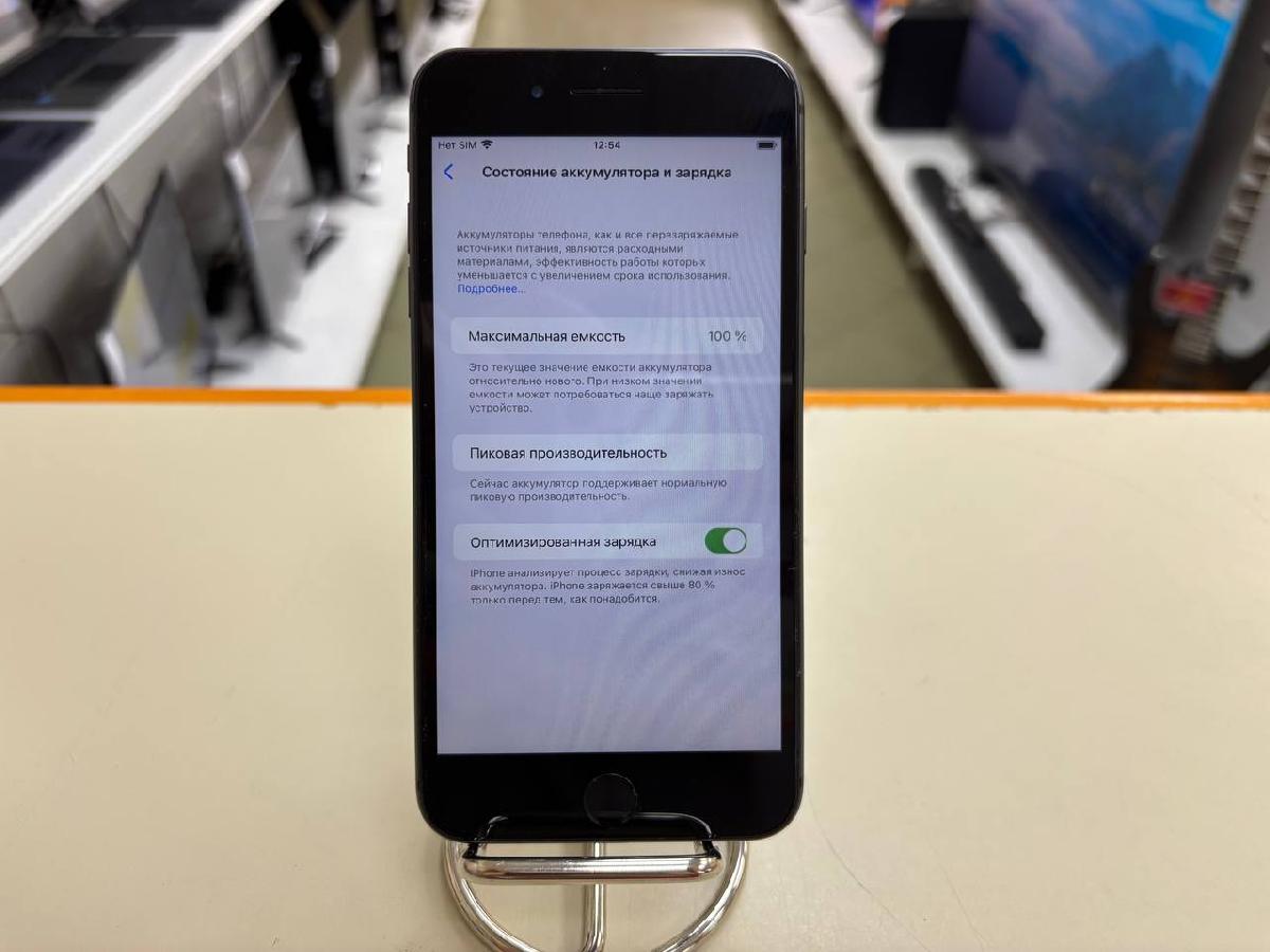 Смартфон Apple iPhone 8 Plus 64Gb