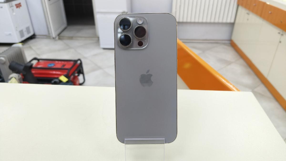 Смартфон Apple Iphone 16 Pro Max 256Gb