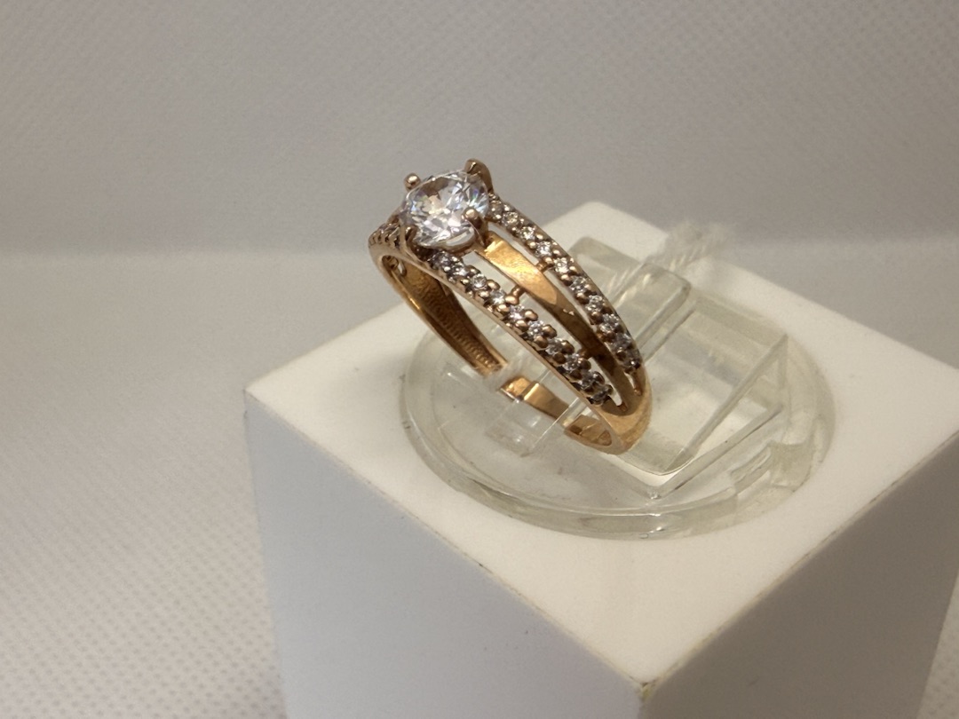 КОЛКМИ585 КОЛЬЦО С КАМНЯМИ (Au 585)