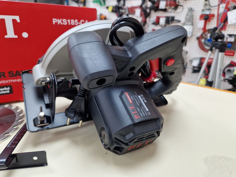 Дисковая пила P.I.T. PKS185-C4