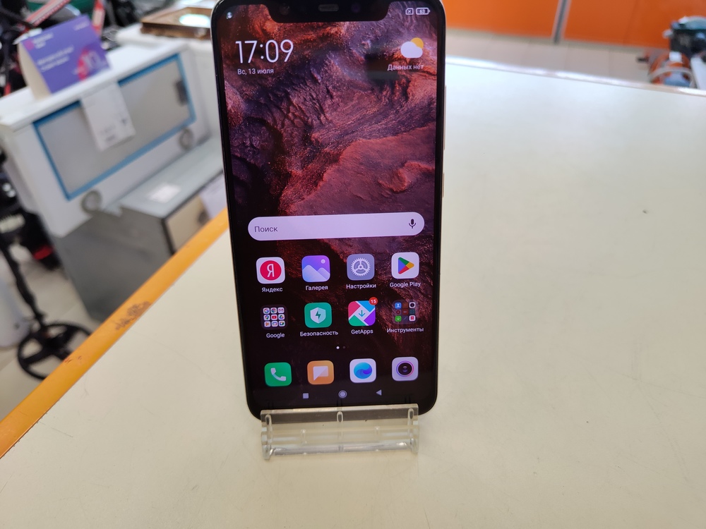 Смартфон Xiaomi Mi 8 6/64