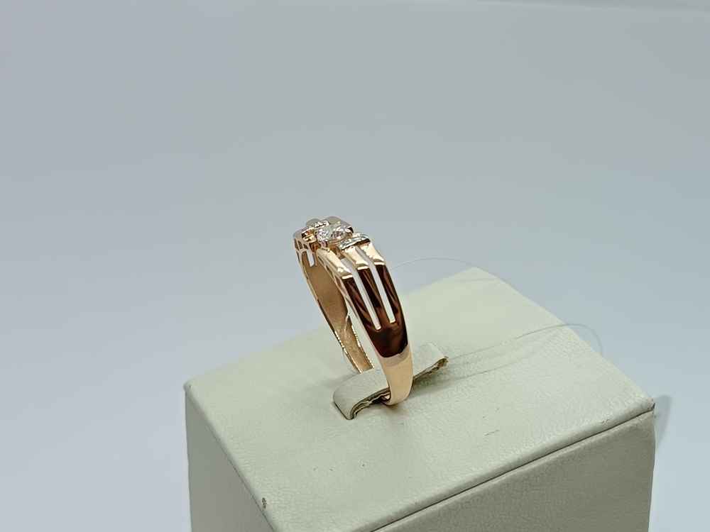 КОЛЬЦО С КАМНЯМИ (Au 585)